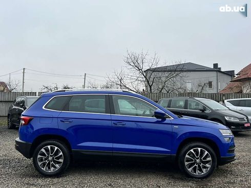 Skoda Karoq 2021 - фото 9