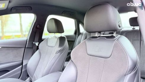 Audi A4 2020 - фото 13