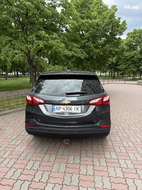 Chevrolet Equinox 2019 серый - фото 6