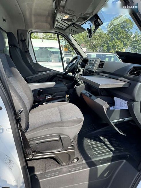 Renault Master 2021 - фото 23