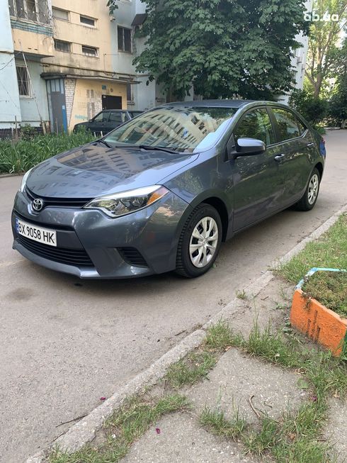 Toyota Corolla 2015 серый - фото 8