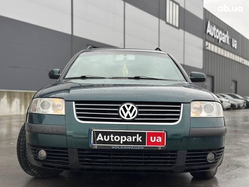 Volkswagen passat b5 2001 зеленый - фото 2