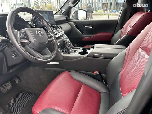 Toyota Land Cruiser 2023 - фото 8