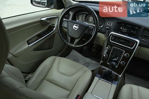 Volvo V60 2014 - фото 10