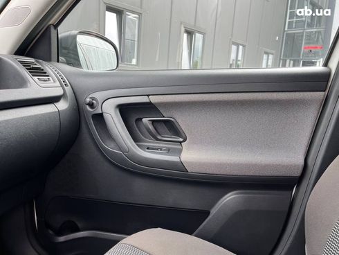 Skoda Fabia 2014 белый - фото 32