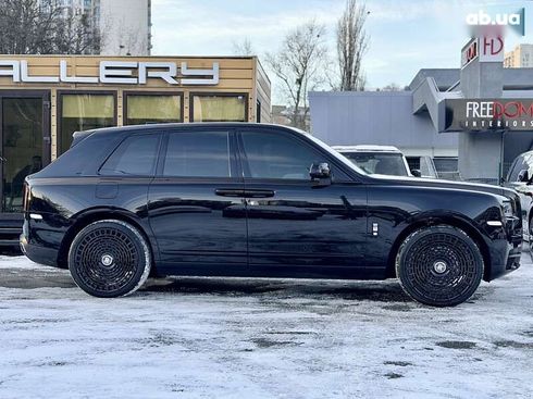 Rolls-Royce Cullinan 2019 - фото 11