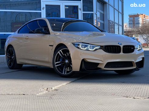 BMW M4 2014 белый - фото 4