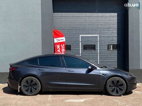Tesla Model 3 2024 - фото 11