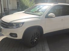 Продажа б/у Volkswagen Tiguan 2013 года - купить на Автобазаре