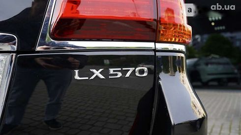 Lexus LX 2011 - фото 20