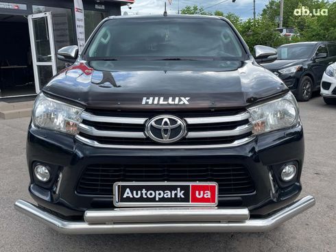 Toyota Hilux 2015 черный - фото 2