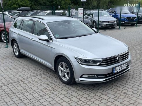 Volkswagen Passat 2017 - фото 11
