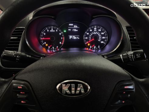 Kia Forte 2015 красный - фото 14
