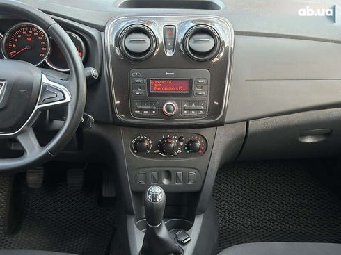 Dacia Sandero 2018 - фото 29