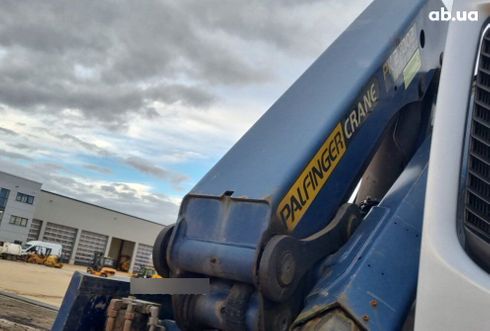 Volvo 320 2010 - фото 9