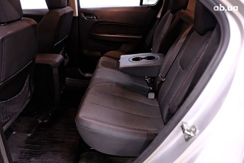 Chevrolet Equinox 2015 серебристый - фото 8
