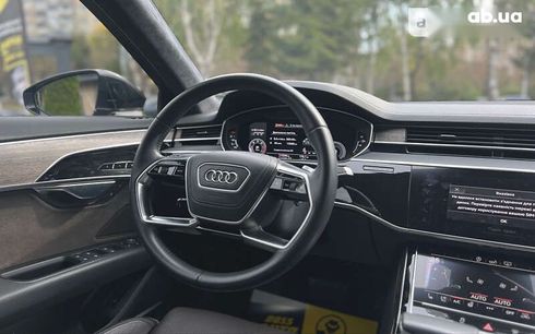 Audi A8 2018 - фото 12