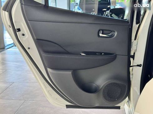Nissan Leaf 2020 - фото 29