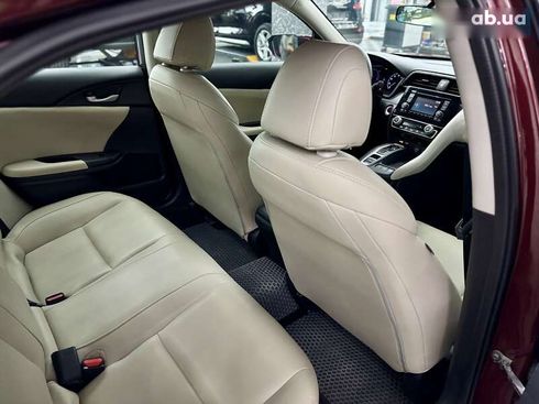 Honda Insight 2018 - фото 9