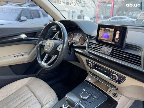 Audi Q5 2018 - фото 19