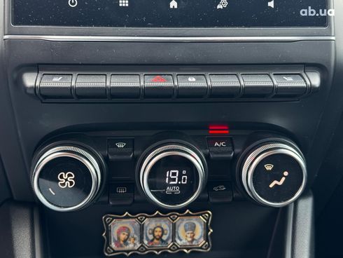 Renault Captur 2021 белый - фото 17