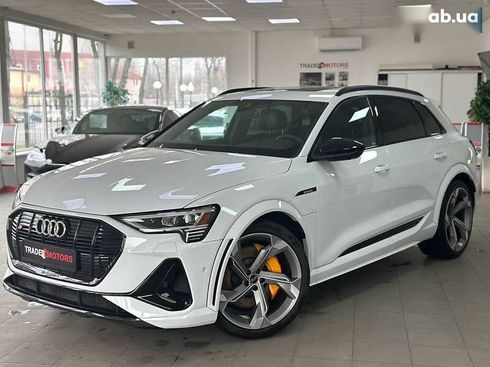 Audi E-Tron 2022 - фото 5