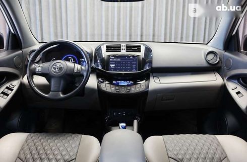 Toyota RAV4 2013 - фото 14