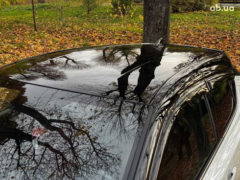 Toyota C-HR 2019 белый - фото 34