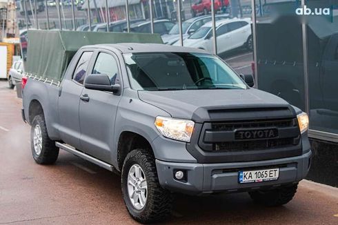 Toyota Tundra 2016 - фото 2