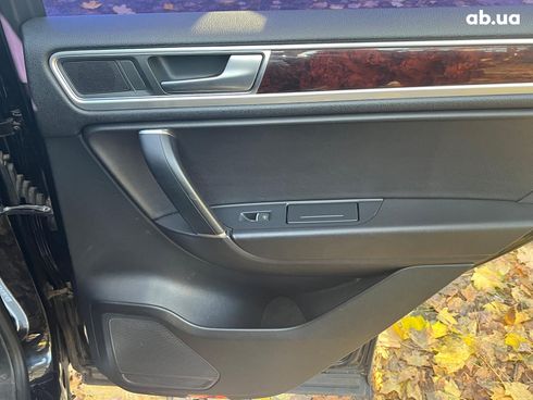 Volkswagen Touareg 2014 черный - фото 24