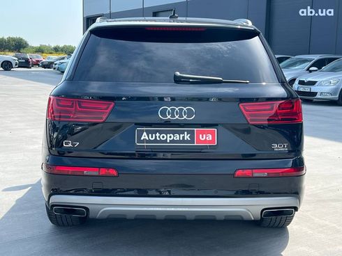 Audi Q7 2017 черный - фото 8