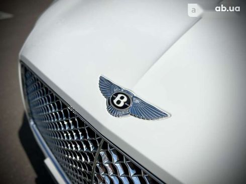 Bentley Continental GT 2019 - фото 30