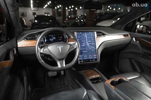 Tesla Model X 2019 - фото 29