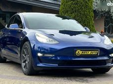 Продаж вживаних Tesla Model 3 - купити на Автобазарі