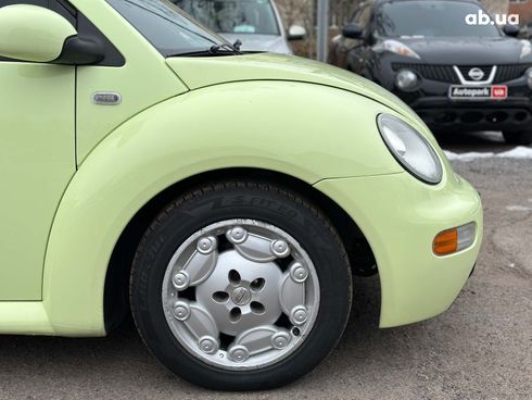 Volkswagen New Beetle 2001 зеленый - фото 10