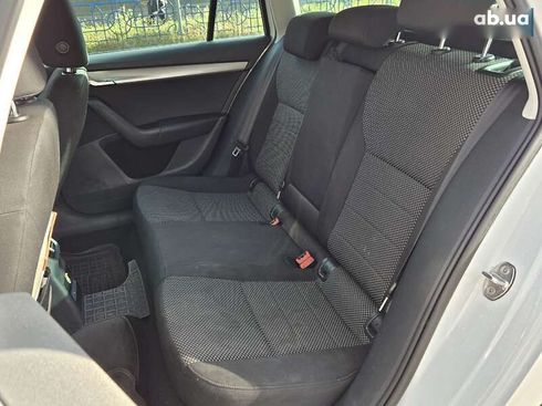 Skoda Octavia 2015 - фото 13
