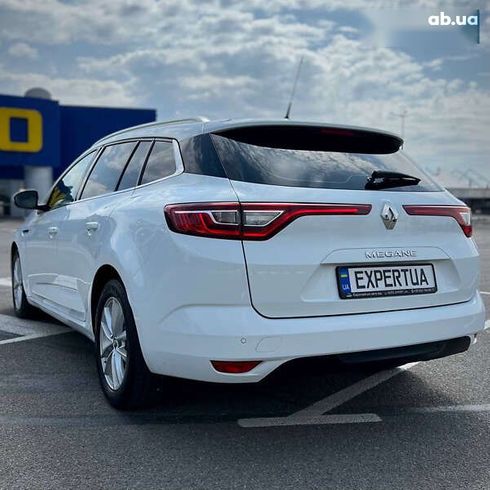 Renault Megane 2018 - фото 5