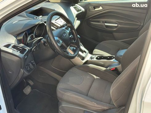 Ford Kuga 2013 белый - фото 30