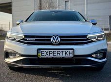Купить Volkswagen passat alltrack 2020 бу в Киеве - купить на Автобазаре