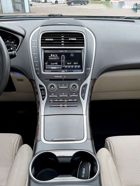 Lincoln MKX 2015 - фото 30