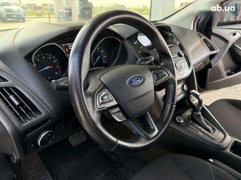 Ford Focus 2014 - фото 15