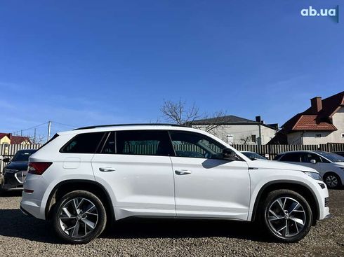 Skoda Kodiaq 2021 - фото 8