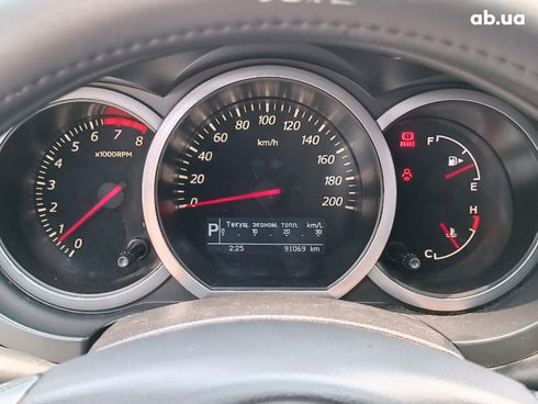 Suzuki Grand Vitara 2011 серый - фото 17