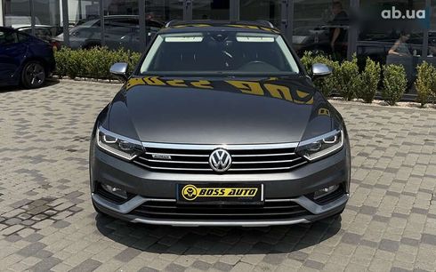 Volkswagen passat alltrack 2017 - фото 2