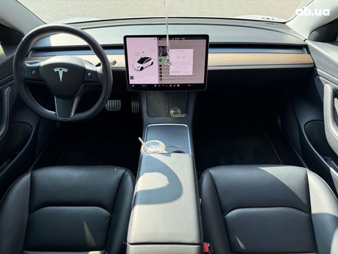 Tesla Model 3 2021 белый - фото 17
