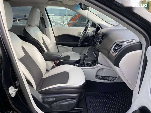 Jeep Compass 2017 - фото 26