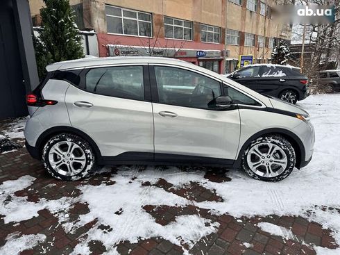 Chevrolet Bolt 2023 - фото 12