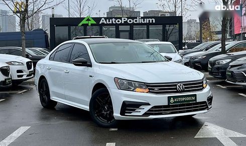 Volkswagen Passat 2018 - фото 6