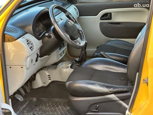 Renault Kangoo 2008 желтый - фото 8
