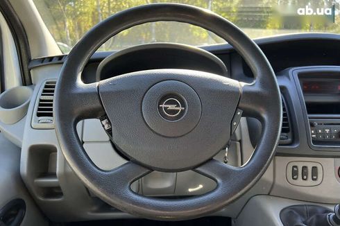 Opel Vivaro 2013 - фото 12